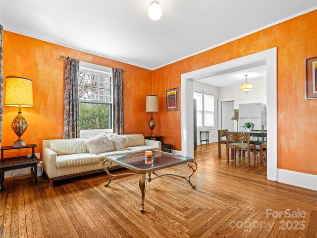 12 Bearden Avenue, Asheville, NC 28801