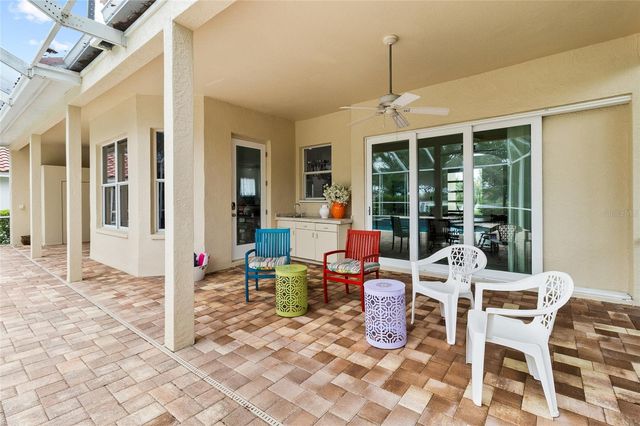 4815 QUEEN PALM TERRACE NE, St Petersburg, FL 33703