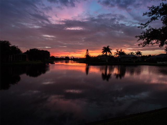 4815 QUEEN PALM TERRACE NE, St Petersburg, FL 33703