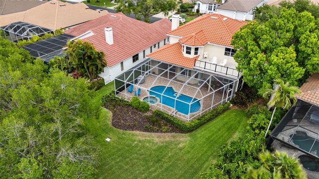 4815 QUEEN PALM TERRACE NE, St Petersburg, FL 33703