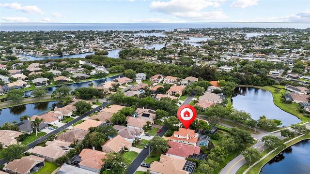 4815 QUEEN PALM TERRACE NE, St Petersburg, FL 33703