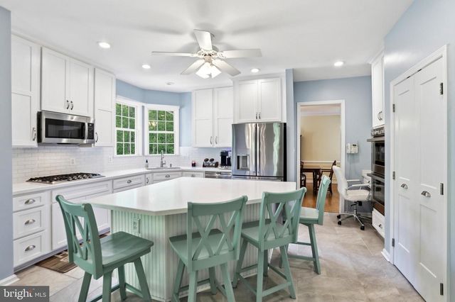 6962 GRIZZLY CT, Manassas, VA 20111