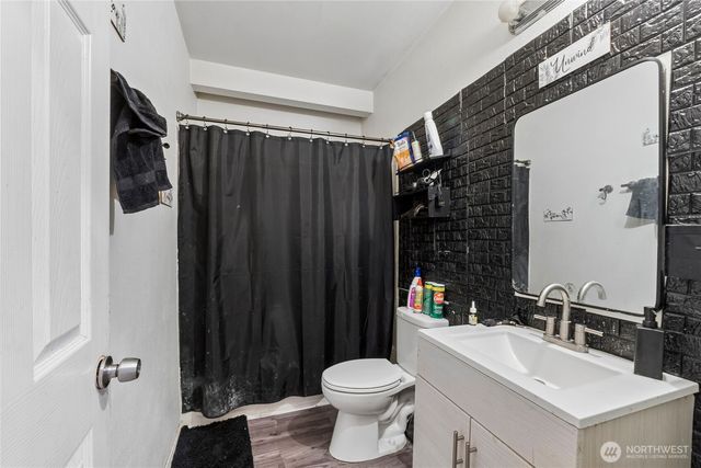 4712 S Warner Street, Tacoma, WA 98409