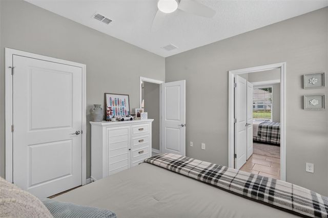 6061 CLAYSTONE WAY, Mount Dora, FL 32757