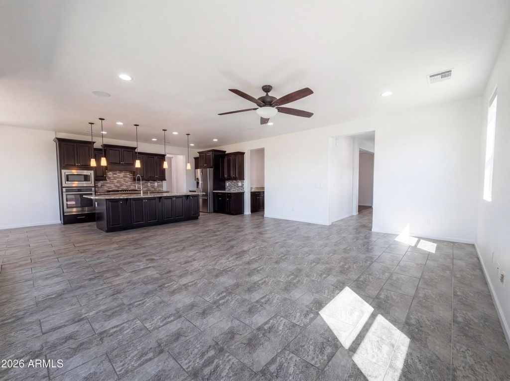 5064 N 148TH Avenue, Litchfield Park, AZ 85340 — photo 3