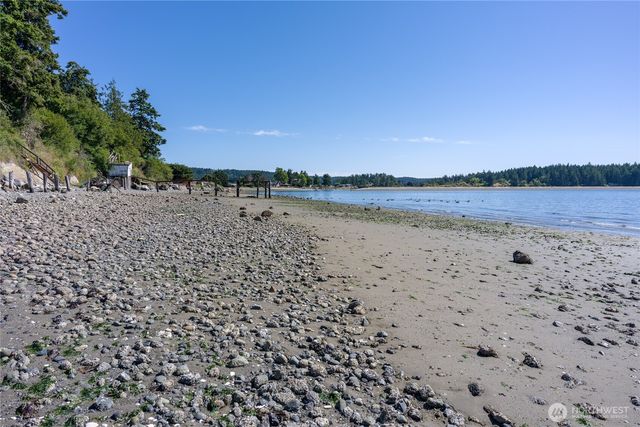 405 Lopez Road, Lopez Island, WA 98261