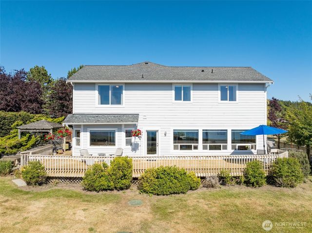 405 Lopez Road, Lopez Island, WA 98261