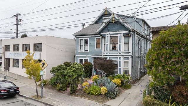 2807 Shattuck Avenue, Berkeley, CA 94705