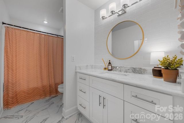 3525 Windbluff Drive, Charlotte, NC 28277
