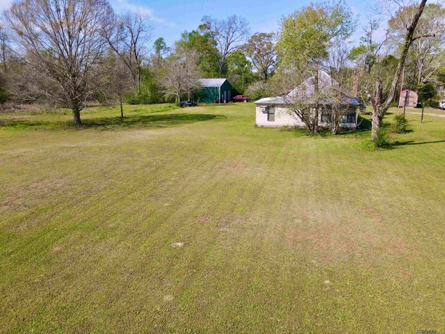 6755 Joe Daniel Rd, St Francisville, LA 70775
