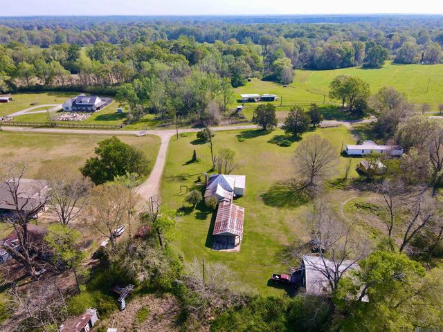 6755 Joe Daniel Rd, St Francisville, LA 70775