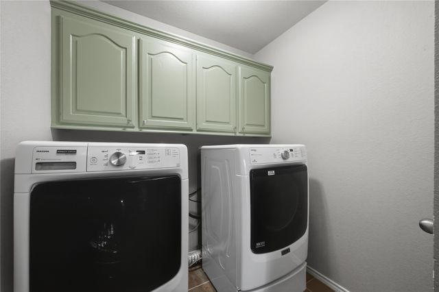 195 Enchanted Drive, Enchanted Oaks, TX 75156