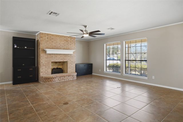 195 Enchanted Drive, Enchanted Oaks, TX 75156