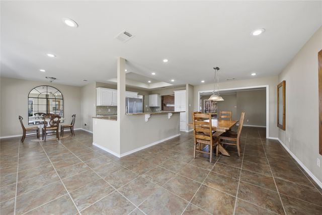 195 Enchanted Drive, Enchanted Oaks, TX 75156