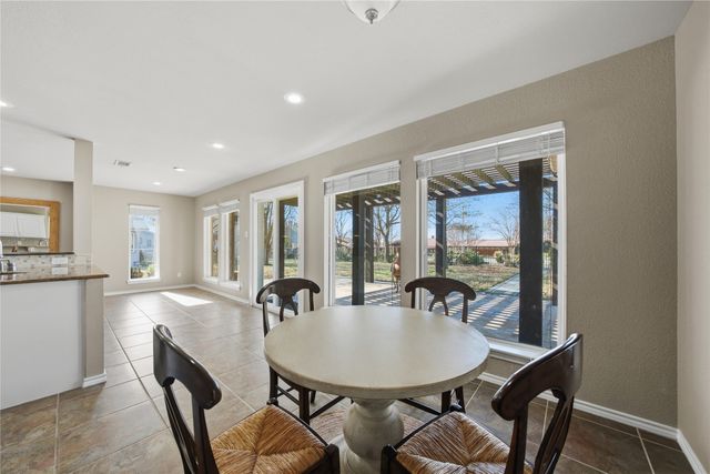 195 Enchanted Drive, Enchanted Oaks, TX 75156