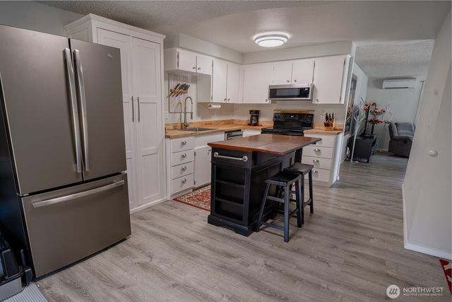 3604 NE 122ND Avenue, Vancouver, WA 98682