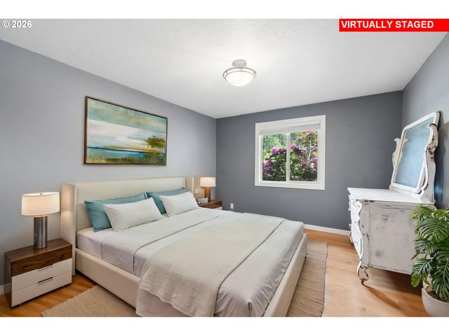 33670 MCKENZIE VIEW Dr, Eugene, OR 97408
