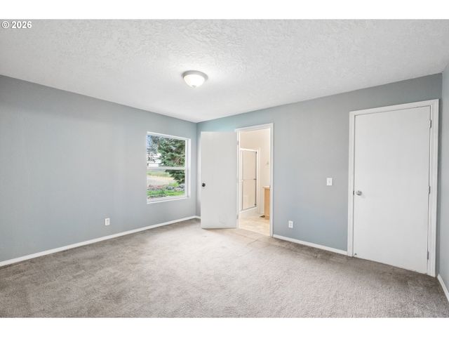 33670 MCKENZIE VIEW Dr, Eugene, OR 97408