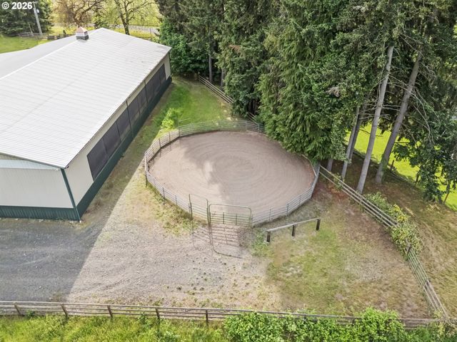 33670 MCKENZIE VIEW Dr, Eugene, OR 97408
