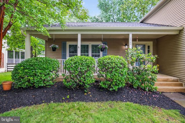 12755 FLAT MEADOW LN, Herndon, VA 20171