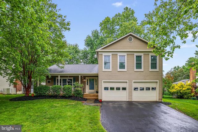 12755 FLAT MEADOW LN, Herndon, VA 20171