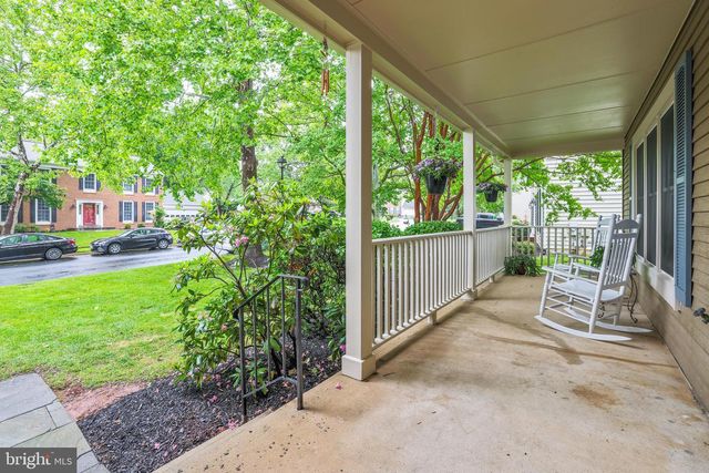 12755 FLAT MEADOW LN, Herndon, VA 20171