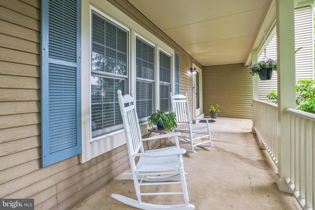 12755 FLAT MEADOW LN, Herndon, VA 20171