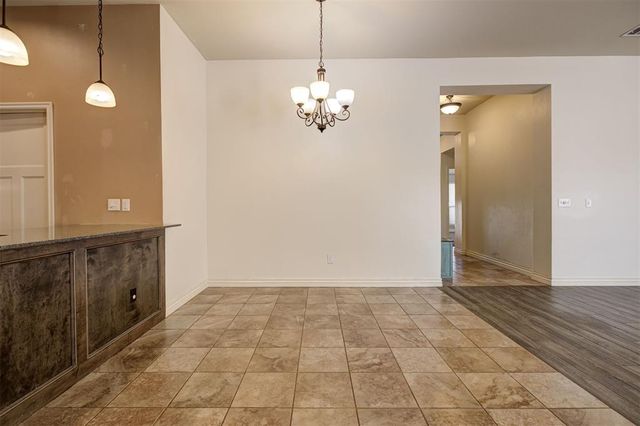 13340 SW 2nd Street, Yukon, OK 73099