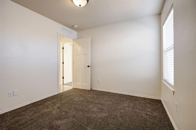 13340 SW 2nd Street, Yukon, OK 73099