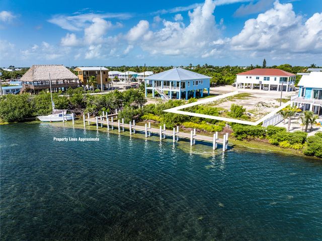 30988 Witters Lane, Big Pine Key, FL 33043