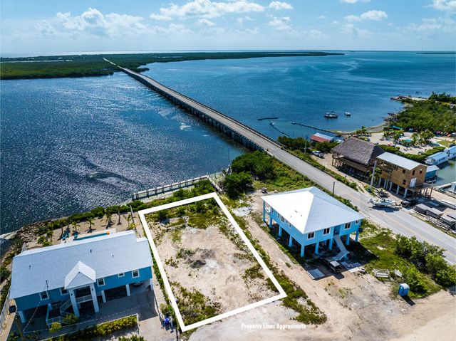 30988 Witters Lane, Big Pine Key, FL 33043