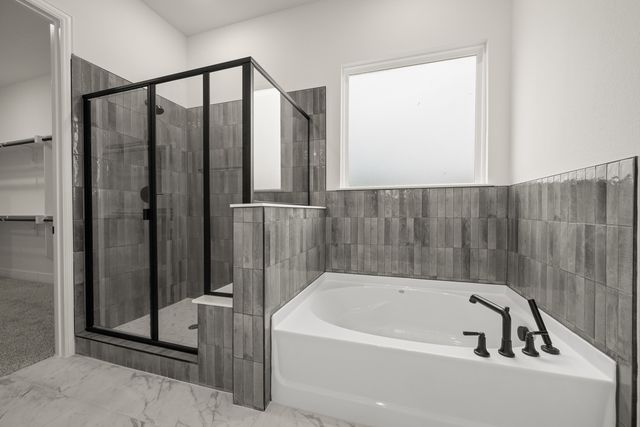 157 Fan Mill Trail, Weatherford, TX 76085