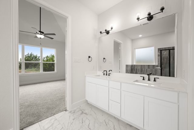 157 Fan Mill Trail, Weatherford, TX 76085