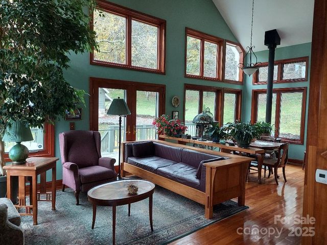 1201 Cathey Cove Road, Waynesville, NC 28786