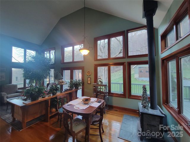 1201 Cathey Cove Road, Waynesville, NC 28786