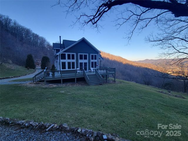 1201 Cathey Cove Road, Waynesville, NC 28786
