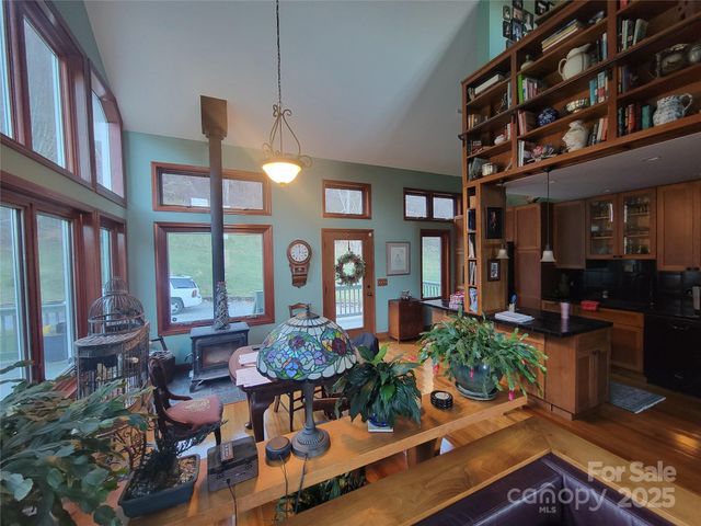 1201 Cathey Cove Road, Waynesville, NC 28786