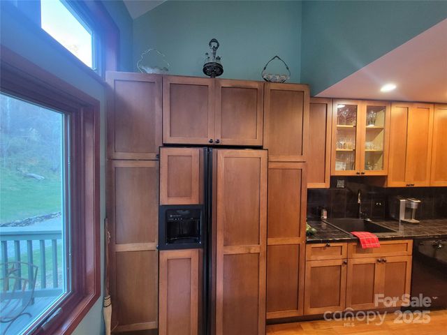 1201 Cathey Cove Road, Waynesville, NC 28786