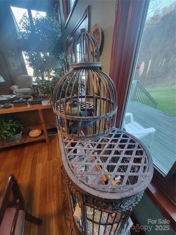 1201 Cathey Cove Road, Waynesville, NC 28786