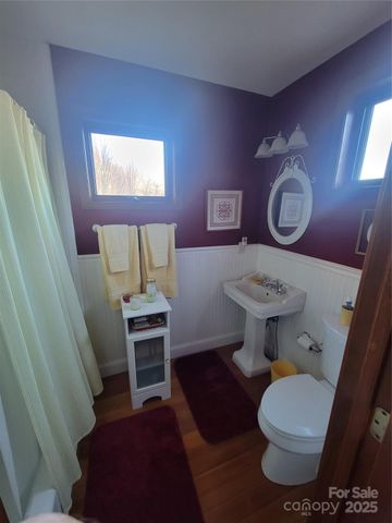 1201 Cathey Cove Road, Waynesville, NC 28786