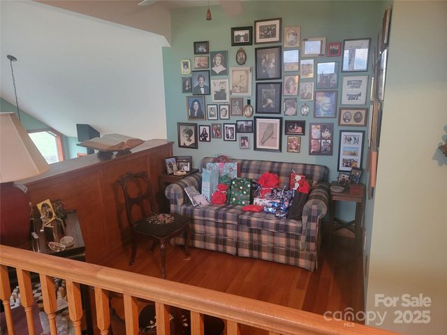 1201 Cathey Cove Road, Waynesville, NC 28786