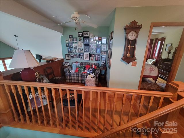 1201 Cathey Cove Road, Waynesville, NC 28786