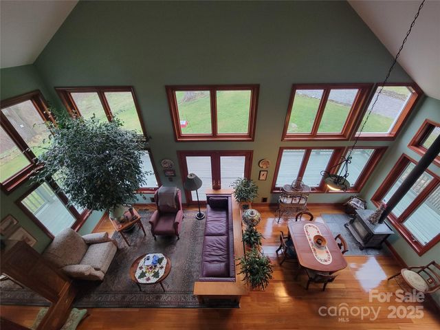 1201 Cathey Cove Road, Waynesville, NC 28786