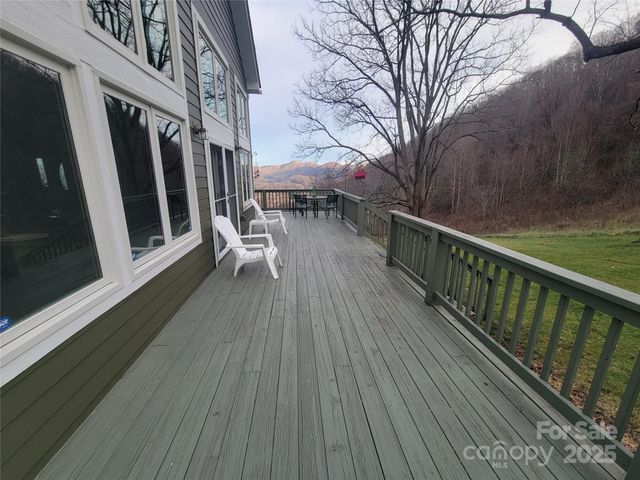 1201 Cathey Cove Road, Waynesville, NC 28786