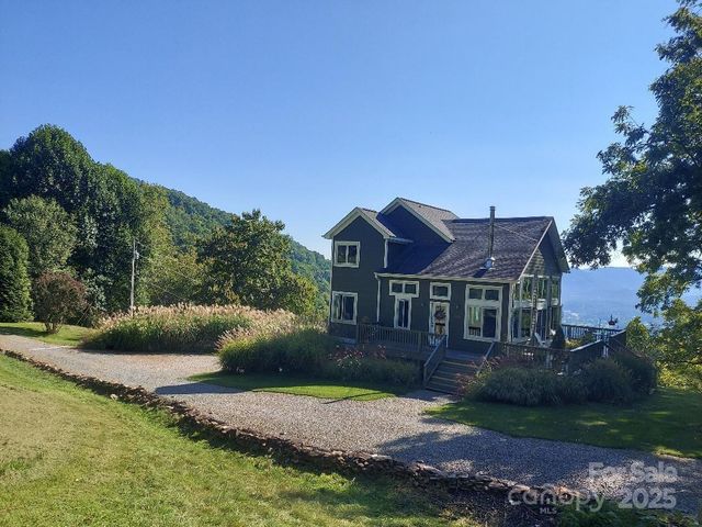 1201 Cathey Cove Road, Waynesville, NC 28786