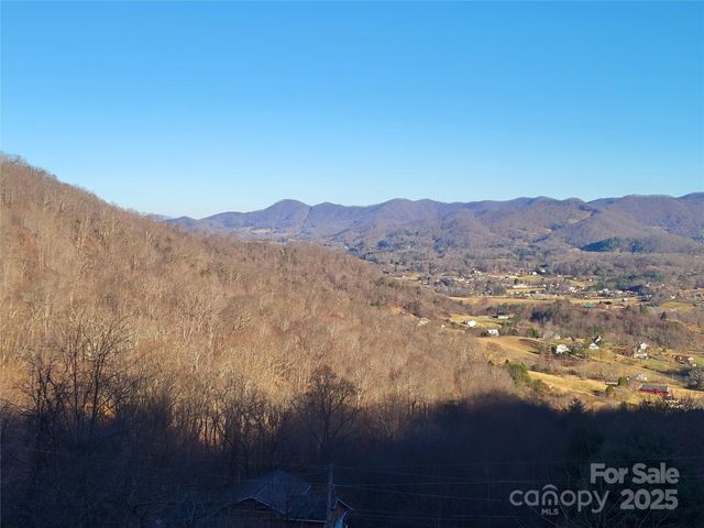 1201 Cathey Cove Road, Waynesville, NC 28786
