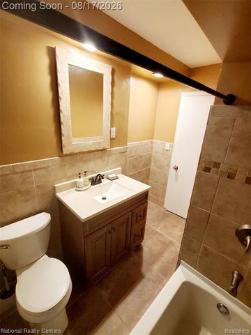 23560 Church Street, Oak Park, MI 48237