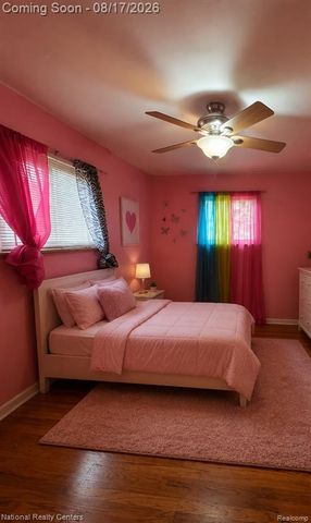 23560 Church Street, Oak Park, MI 48237