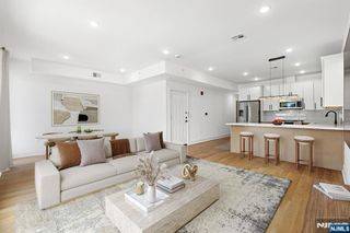 1001 Summit Avenue 3, Jersey City, NJ 07307