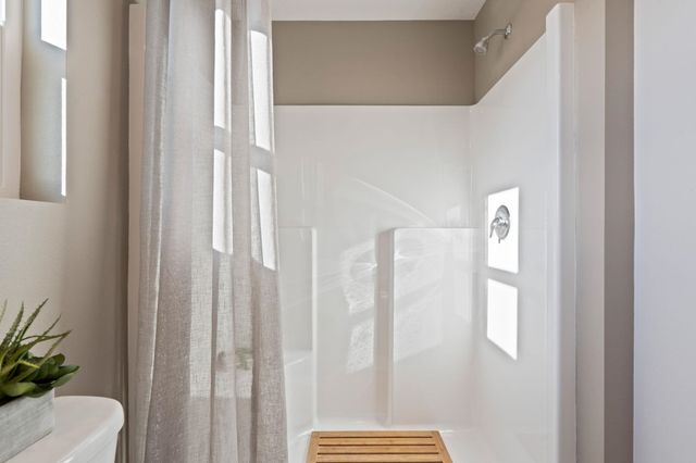 1574 E A St, Deer Park, WA 99006